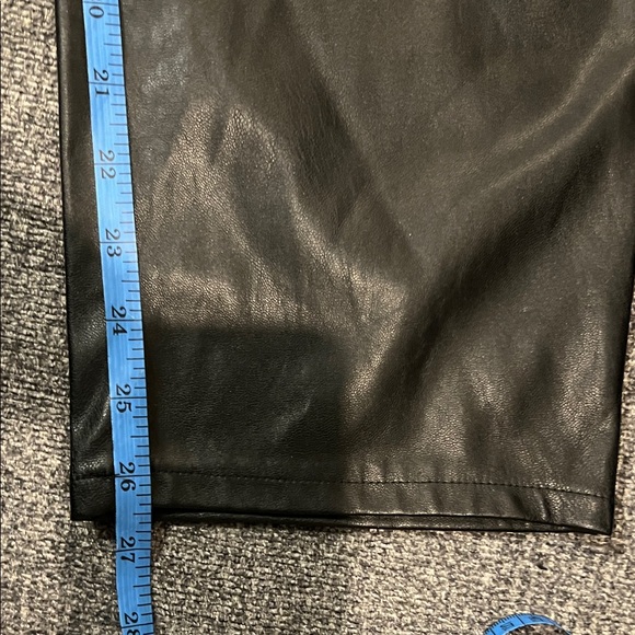 PAIGE Black Vegan Leather Crop Pants | Size 6 | Modern Classic - Picture 9 of 13